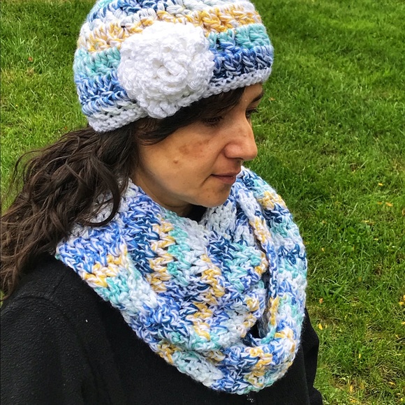 Handmade Scarf - Picture 4 of 4